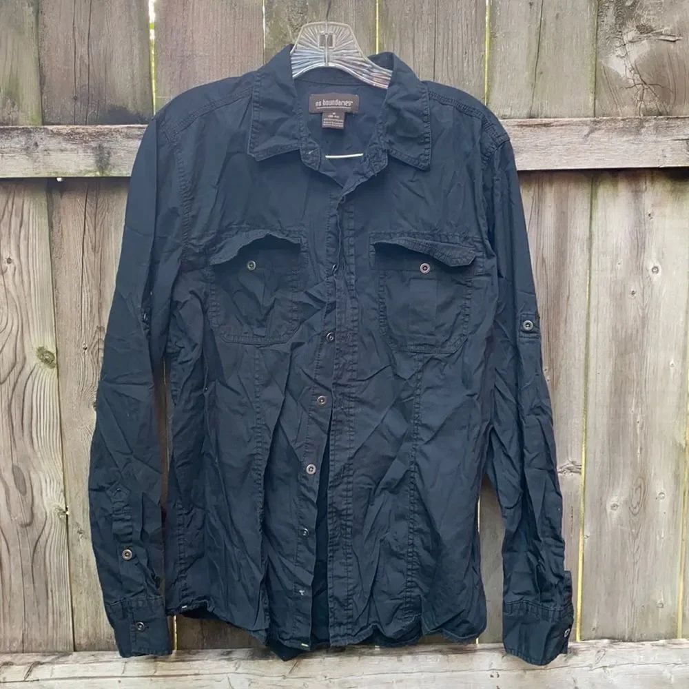 No Boundaries Black Button Down Shirt sz. M